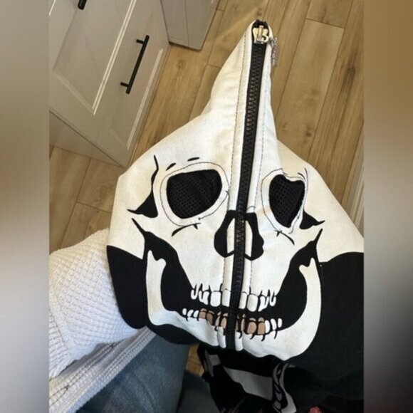 NWT- ‼️RARE‼️ MECCA 2000s SKULL HOODIE - Picture 2 of 9